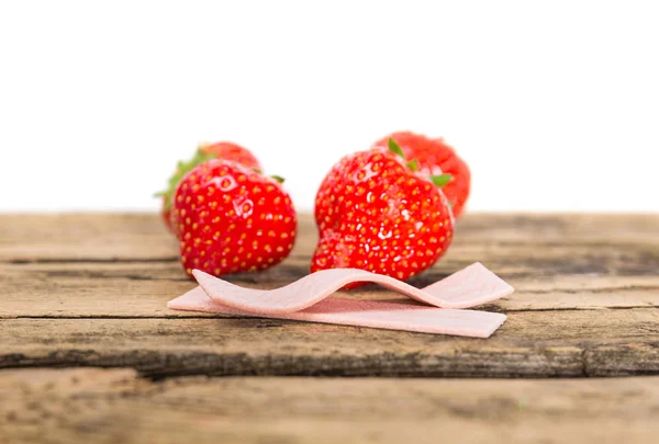 Gomme à mâcher aux fraises — Photo