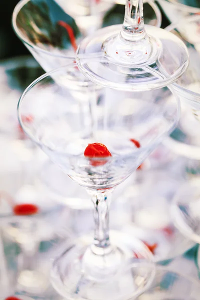 Piramide champagne martini glazen — Stockfoto
