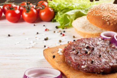 Burger için malzemeler