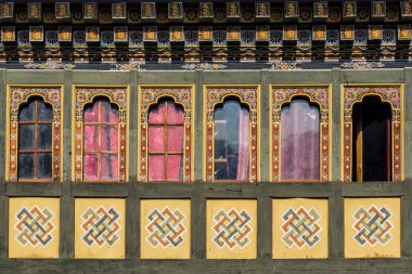 Resim ve ahşap iş Tashi Cho Dzong, Thimphu, Bhutan, pencere eşiği