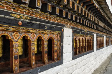 Tashichho Dzong, Thimphu, Birleşik Arap Emirlikleri - Thimphu en saygılı Dzong, ibadet tekerlerimi satırı