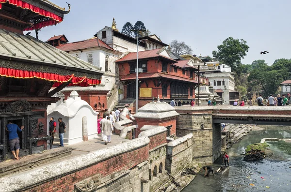 Życie Działania Wzdłuż Świętej Rzeki Bagmati Pashupatinath Temple Kathmandu Nepal — Zdjęcie stockowe