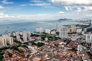 George Town 'un Penang, Malezya' daki Top Komtar 'dan hava görüntüsü.