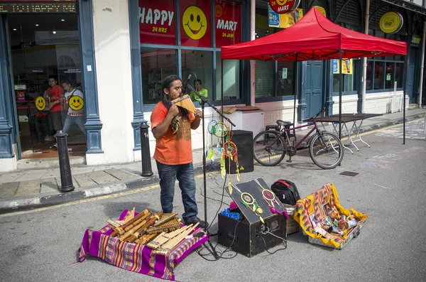 Wydajności tradycyjnych muzycznych drogi wzdłuż plaży Street, Georgetown, Malezja. — Zdjęcie stockowe