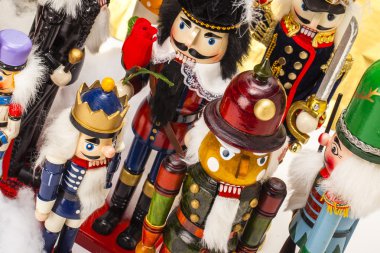 Geleneksel Noel Fındıkkıranı