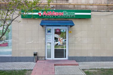  Ben Moskova'da banka ofis para