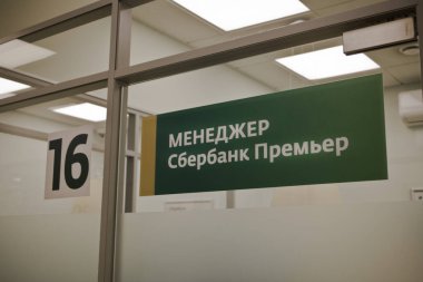 Sberbank ofisindekiler