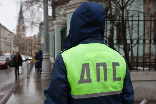 Rysk officer patrol service på post. — Stockfoto