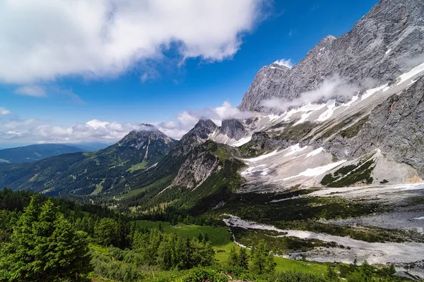 Montagne Del Dachstein Paesaggio Delle Alpi Europee Estate — Foto Stock