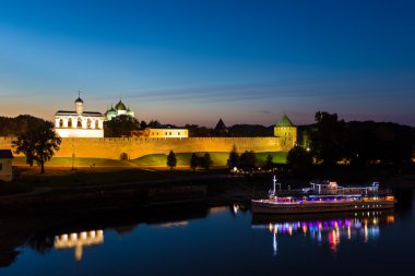 Kremlin şehir kale St. Sophia Katedrali ile