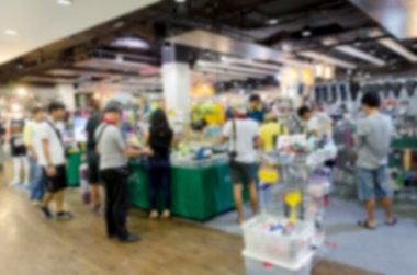 Bulanık insanlar alışveriş