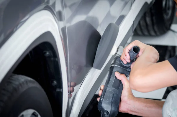 Detalle Pulido Del Coche Preparando Superficie Del Coche Antes Recubrir —  Fotos de Stock