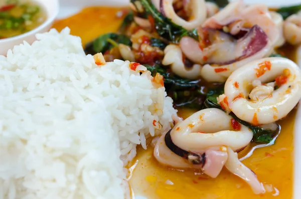 Seafood Beras dengan Basil — Stok Foto