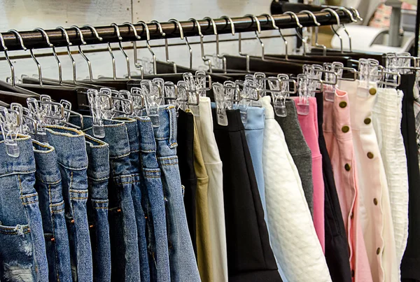 Pantaloni Hanger — Fotografie, imagine de stoc