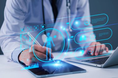 Doktor tablet sağlık verilerinde teletıp sağlık hizmetlerini kullanıyor. Dijital yenilikçi tıbbi tanı teknolojisi ve yapay zeka. akıllı hastane