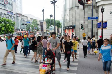 İnsanlar sokak bangkok geçiş