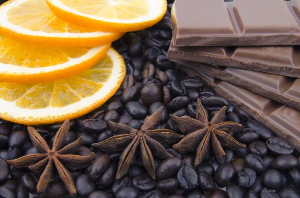 향기로운 향신료, 커피, 오렌지와 초콜릿 — 스톡 사진