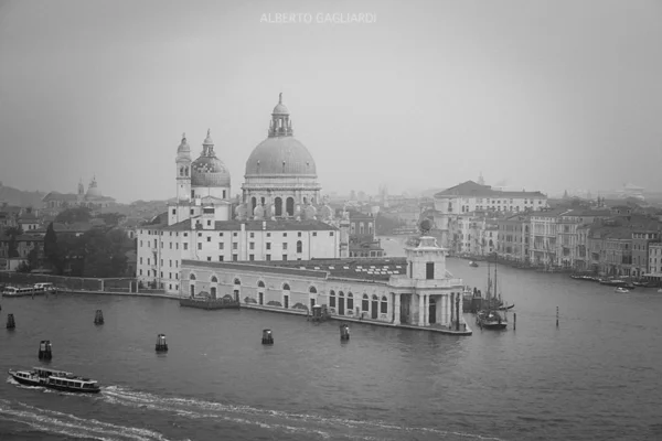 Nebbia a Venezia — Stockfoto