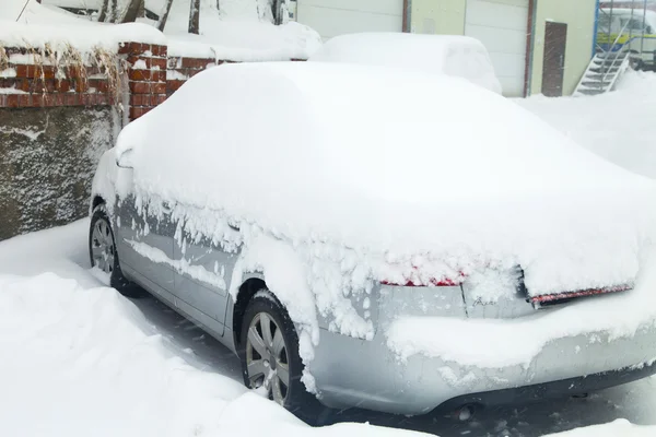 The car in snow — Stock Photo, Image