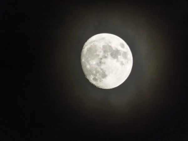 A lua no céu — Fotografia de Stock