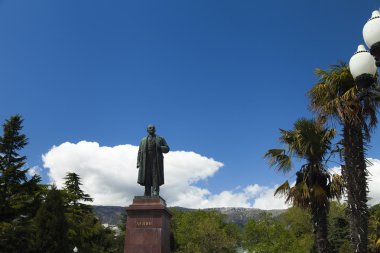 lenin için anıt
