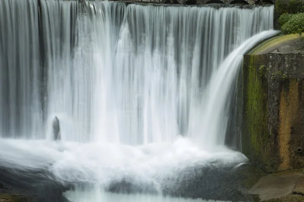 Falls in mountains — Stock Photo, Image