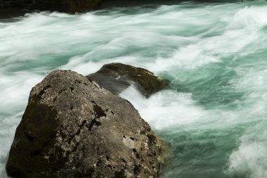 Dağ nehri