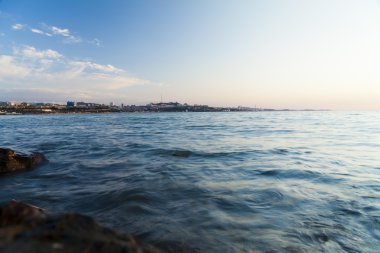 gün batımında denize