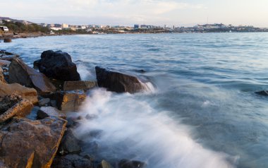 gün batımında denize