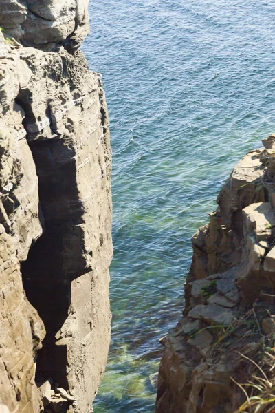 Felsen und Meer — Stockfoto