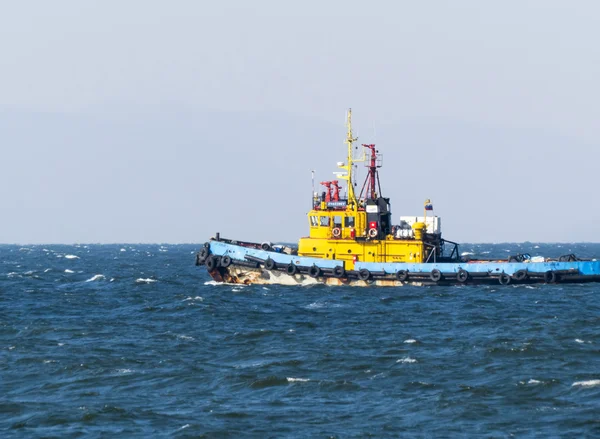 Un buque en el mar — Foto de Stock