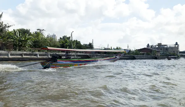 Boats on the river — Stock Photo, Image