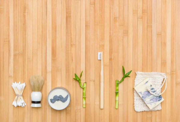 Plana Leigos Ferramentas Barbear Acessórios Banheiro Para Homem Fundo Madeira — Fotografia de Stock