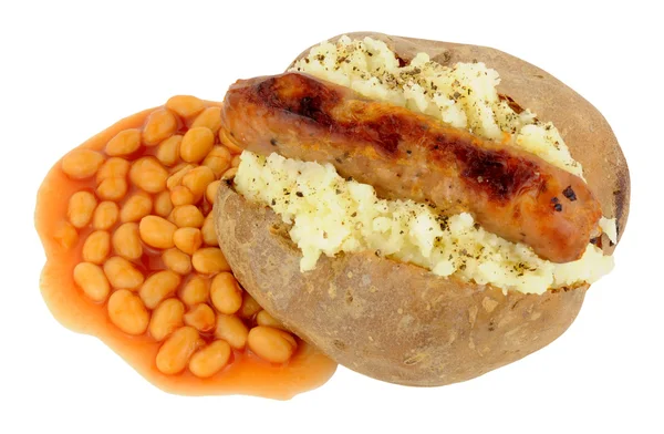 Печёная картошка и колбаса с фасолью — стоковое фото
