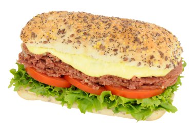 Sığır konservesi ve salata sandviç rulo