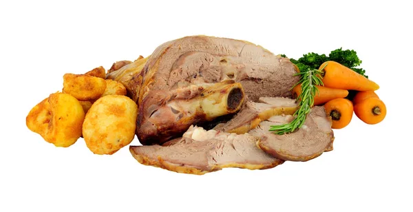 Gebratene Halbe Lammkeule Mit Bratkartoffeln Karotten Und Brokkoli Isoliert Auf — Stockfoto