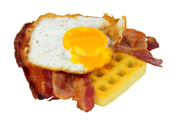 Arandelas Tocino Ahumadas Rayadas Huevo Frito Sobre Waffle Patata Parrilla — Foto de Stock