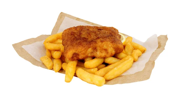 Geslagen Kabeljauwvis Frietmeel Verpakt Bruin Papier — Stockfoto