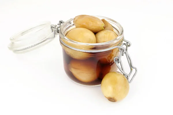 Storage Jar Filled Pickled Onions Malt Vinegar — Stock Photo, Image