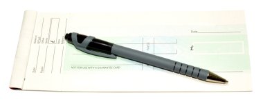 Çek defteri ve kalem