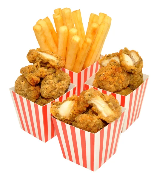 tavuk nuggets ve patates kızartması