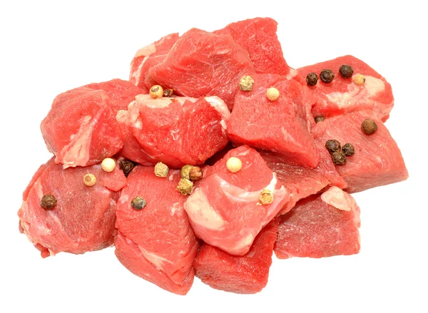 Świeże, surowe mięso wołowe gulaszowe — Zdjęcie stockowe