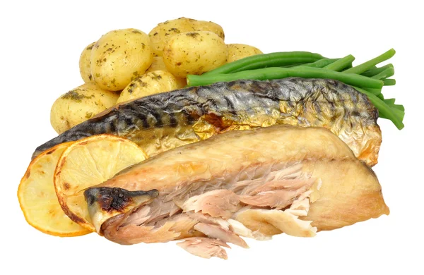 Grillad makrill och potatis måltid — Stockfoto