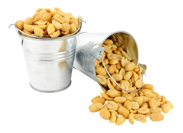 Solené arašídy v miniaturní kbelíky — Stock fotografie