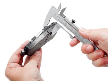 Fren balataları Kaliper mühendis el ile.