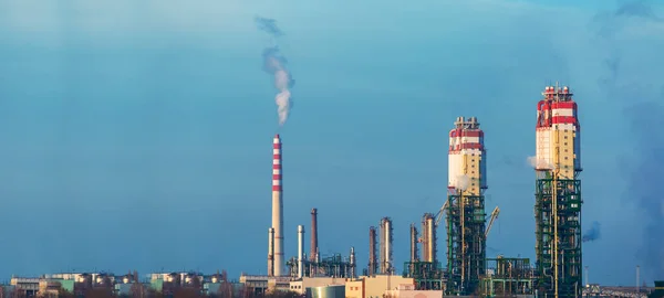 Gebäude Einer Anlage Der Chemischen Industrie Zur Herstellung Von Düngemitteln — Stockfoto