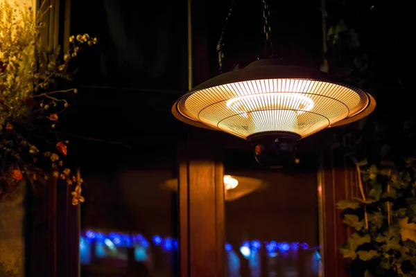 Pendant Heater Glowing Warm Light Radiating Warmth Window Backyard Terrace — Stock fotografie