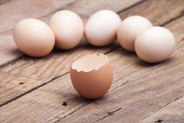 The eggs put on a small group