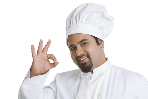 Шеф-кухар дає чіткий ручний жест — стокове фото