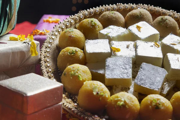 Indian Sweets and gifts — Stock Photo, Image